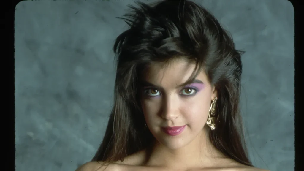 Phoebe Cates Net Worth, Age, Career & Husband 2025