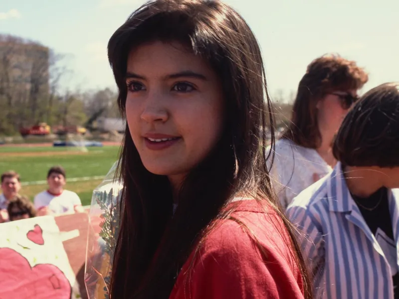 Phoebe Cates Net Worth, Age, Career & Husband 2025