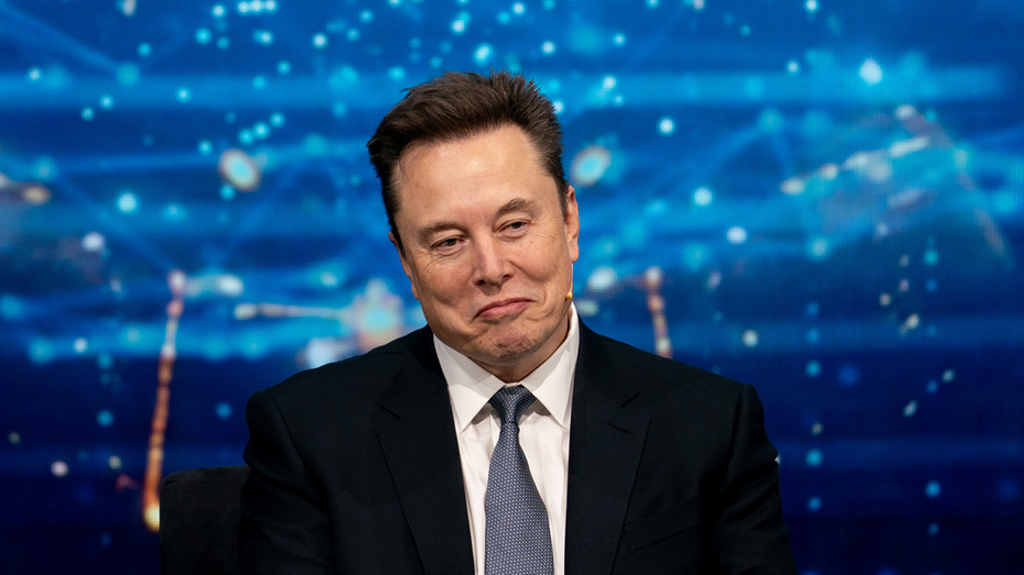 Elon Musk Age, Net Worth, Career & Relationship Status 2026
